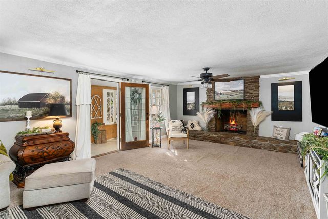 447 Henderson Road, Chesnee, SC 29323