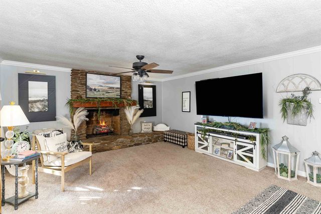 447 Henderson Road, Chesnee, SC 29323