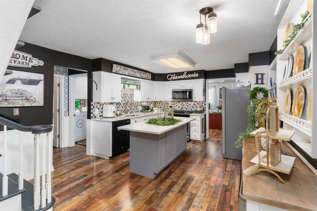 447 Henderson Road, Chesnee, SC 29323