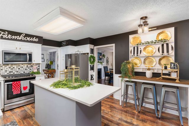 447 Henderson Road, Chesnee, SC 29323