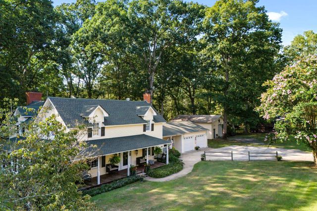 447 Henderson Road, Chesnee, SC 29323