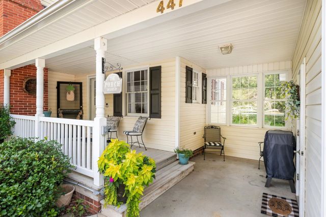 447 Henderson Road, Chesnee, SC 29323