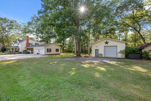 447 Henderson Road, Chesnee, SC 29323