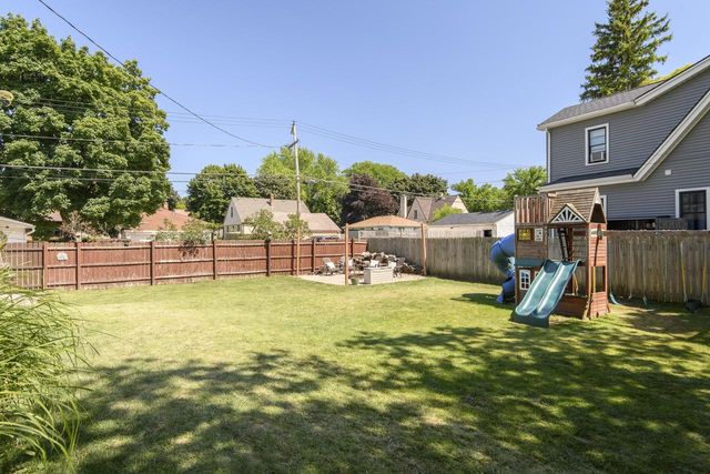 2144 S 108th STREET, West Allis, WI 53227