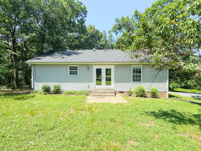 142 Keytown Rd, Portland, TN 37148