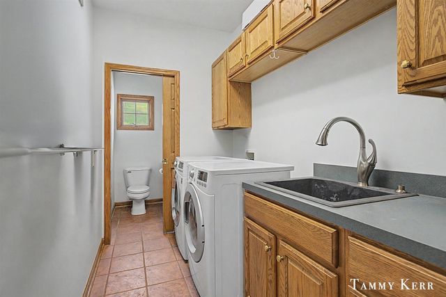 6220 146th Avenue, Holland, MI 49423