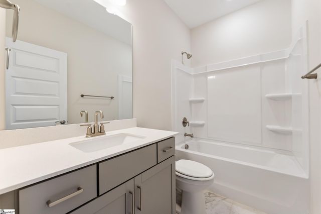 232 Creekside Circle, Williamston, SC 29697