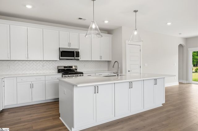 232 Creekside Circle, Williamston, SC 29697