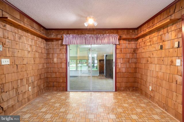 215 HAZEL BLVD, Millville, NJ 08332