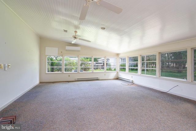 215 HAZEL BLVD, Millville, NJ 08332