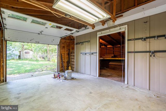 215 HAZEL BLVD, Millville, NJ 08332