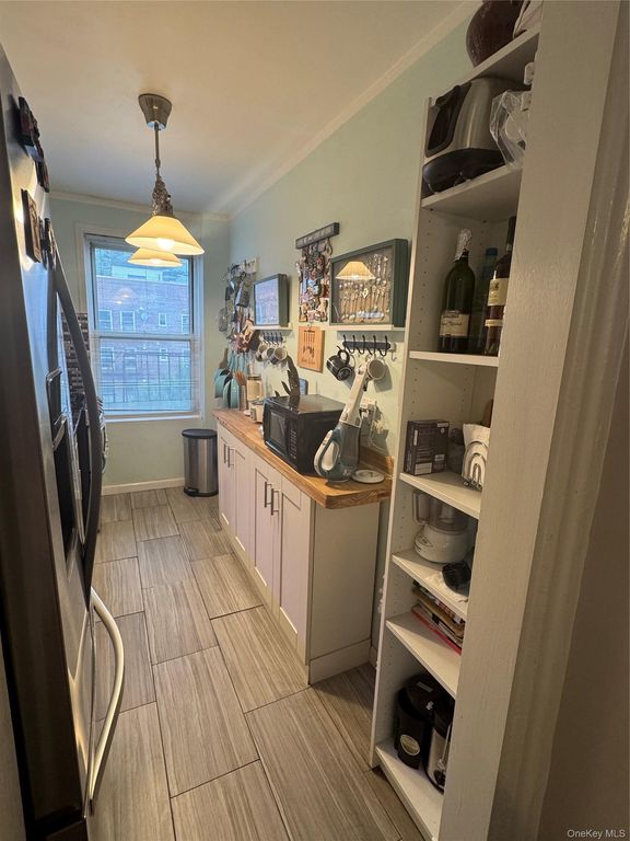 138-35 Jewel Ave. 3D, Kew Garden Hills, NY 11367 — photo 3
