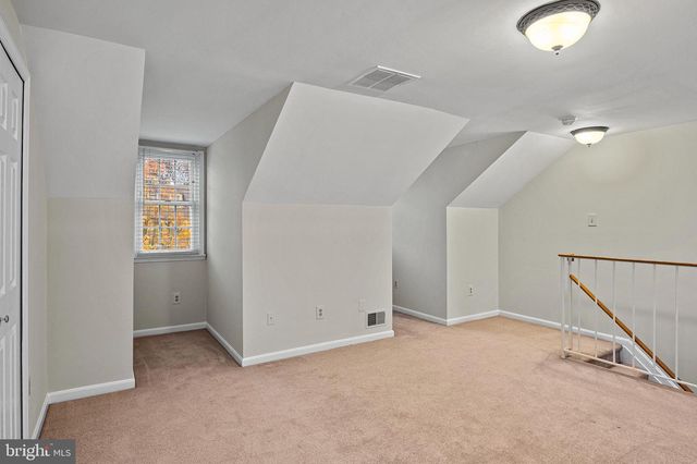 14201 OAKPOINTE DR, Laurel, MD 20707