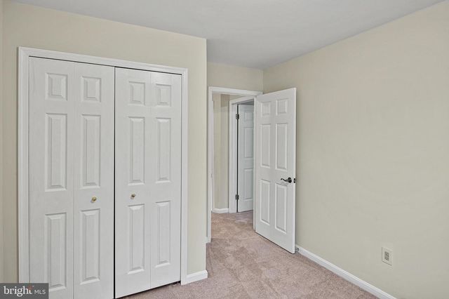 14201 OAKPOINTE DR, Laurel, MD 20707