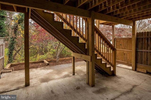 14201 OAKPOINTE DR, Laurel, MD 20707