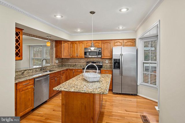 14201 OAKPOINTE DR, Laurel, MD 20707