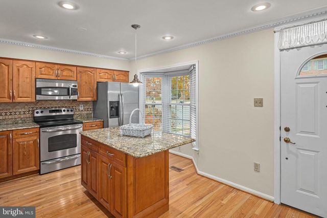 14201 OAKPOINTE DR, Laurel, MD 20707