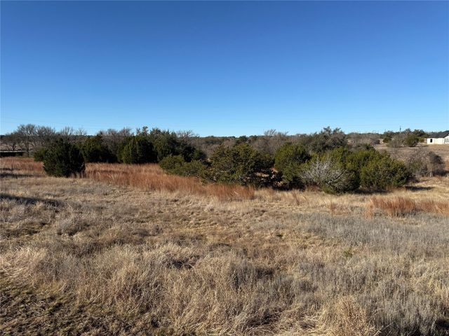 1 Cloudwood Ranch RD, Briggs, TX 78608