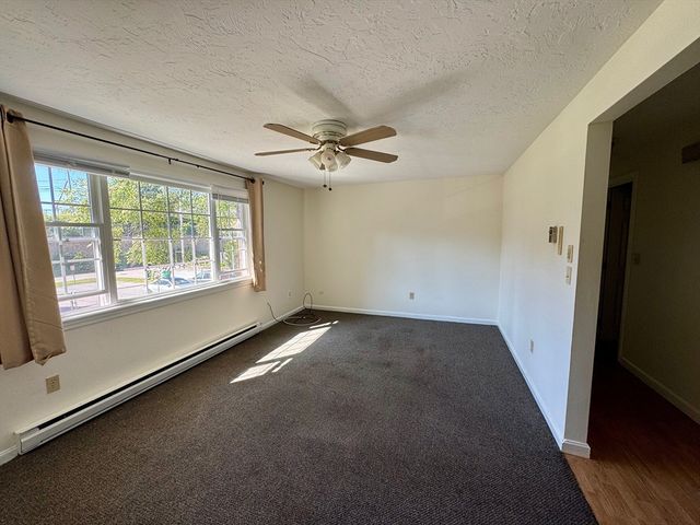 62 Garden St 3, Attleboro, MA 02703