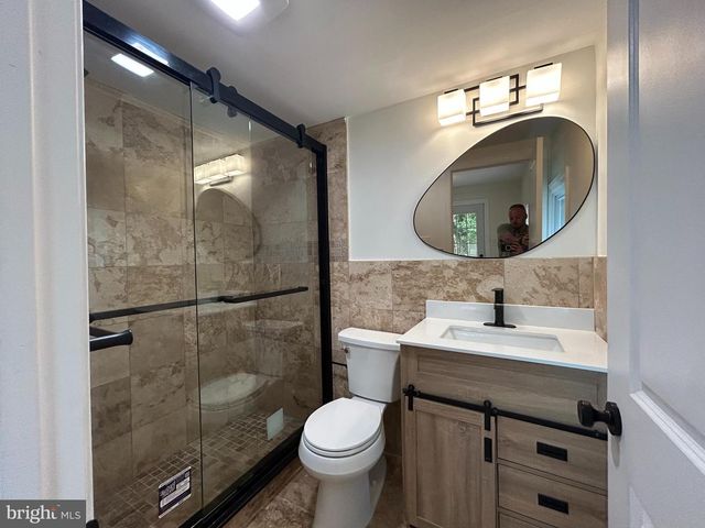 5 LOCUST ST, West Chester, PA 19382