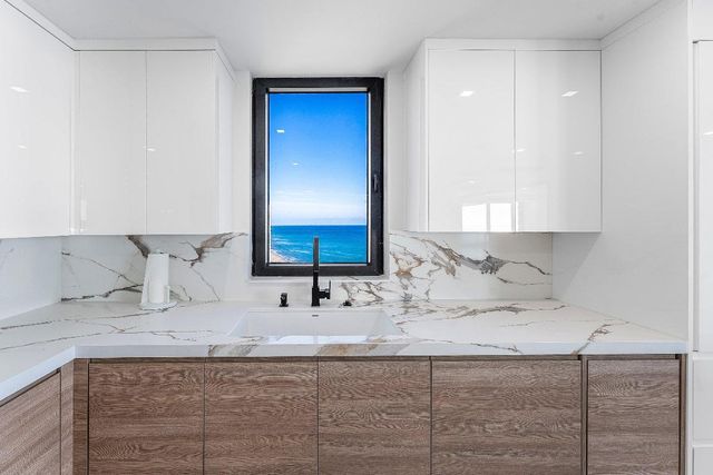 5380 N Ocean Drive 19d, Singer Island, FL 33404