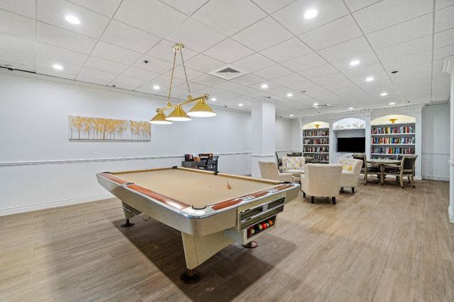 5380 N Ocean Drive 19d, Singer Island, FL 33404