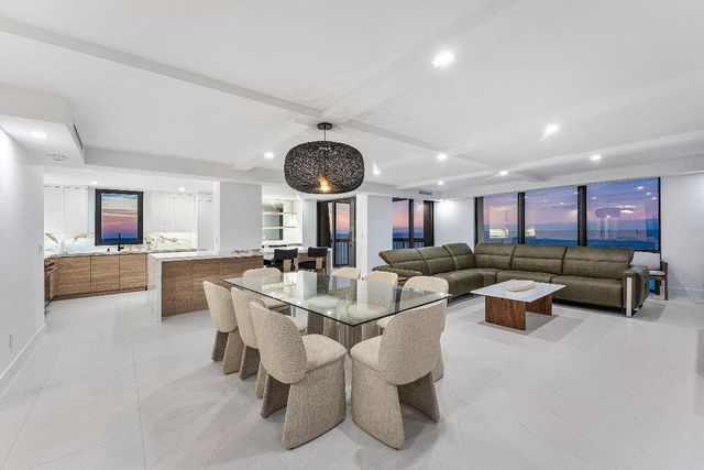 5380 N Ocean Drive 19d, Singer Island, FL 33404