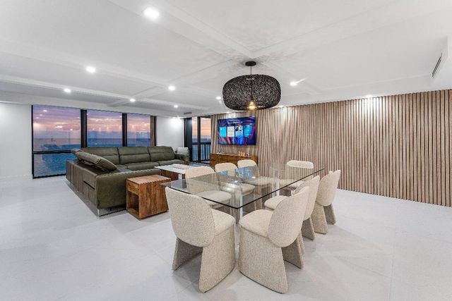 5380 N Ocean Drive 19d, Singer Island, FL 33404