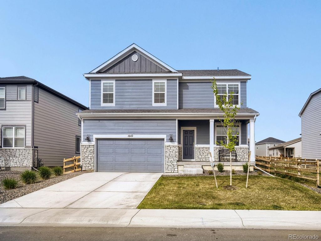 1642 Colorado River Dr, Windsor, CO 80550