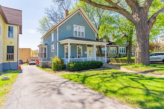 168 Villa Street, Elgin, IL 60120