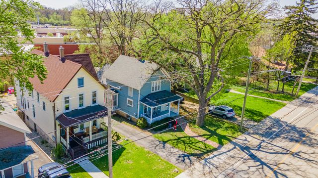 168 Villa Street, Elgin, IL 60120