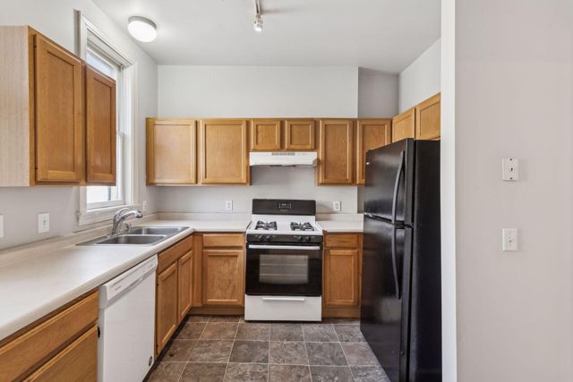 2021 3rd Avenue S, Minneapolis, MN 55404