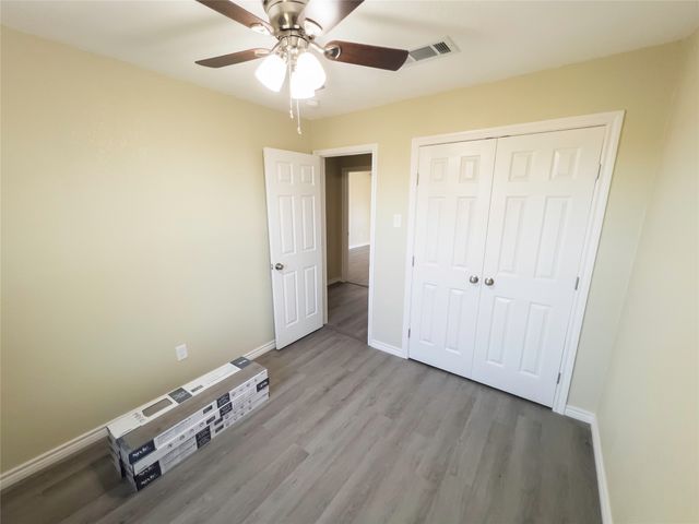 807 Crockett, Midlothian, TX 76065