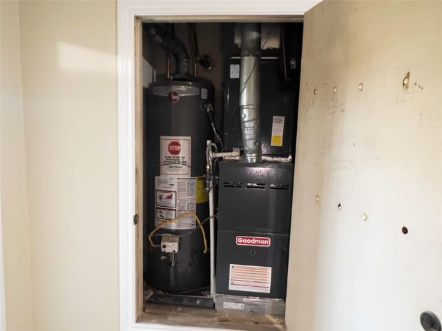 807 Crockett, Midlothian, TX 76065