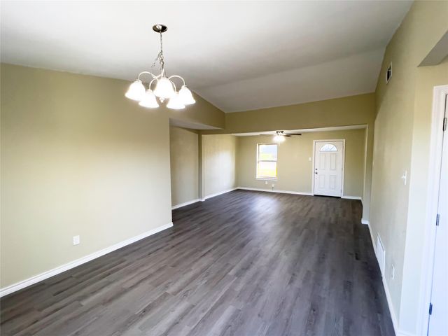 807 Crockett, Midlothian, TX 76065