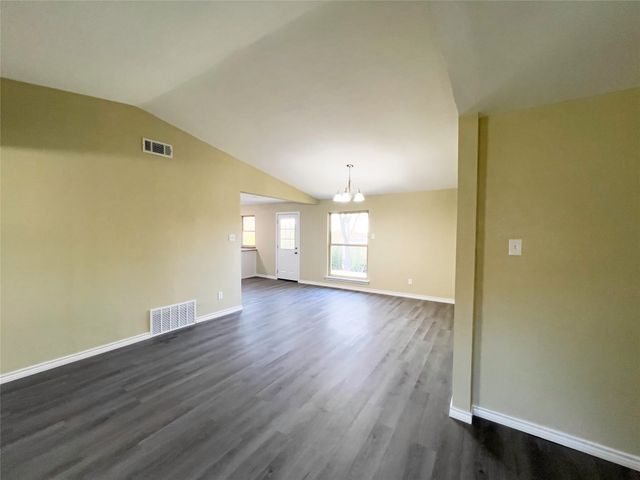 807 Crockett, Midlothian, TX 76065