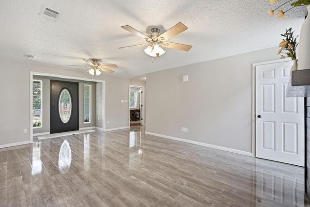 117 W Lea Circle, Bryant, AR 72022