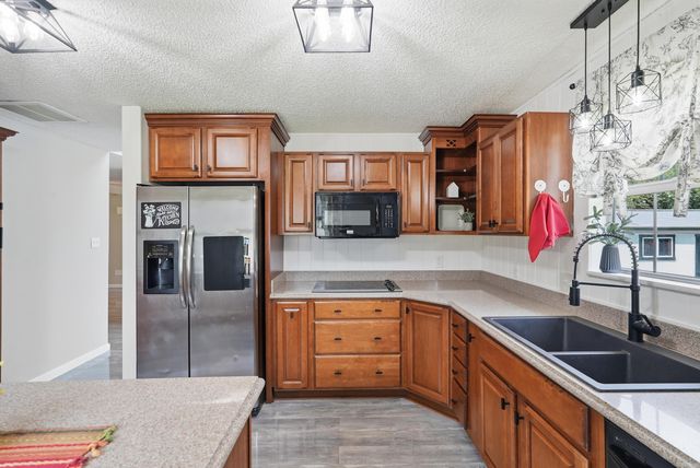 117 W Lea Circle, Bryant, AR 72022