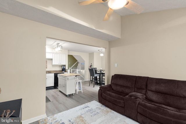 5136 WINDERMERE CIR, Baltimore, MD 21237