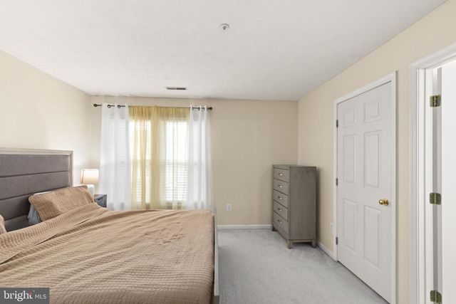 5136 WINDERMERE CIR, Baltimore, MD 21237