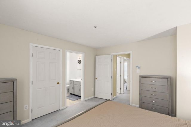 5136 WINDERMERE CIR, Baltimore, MD 21237