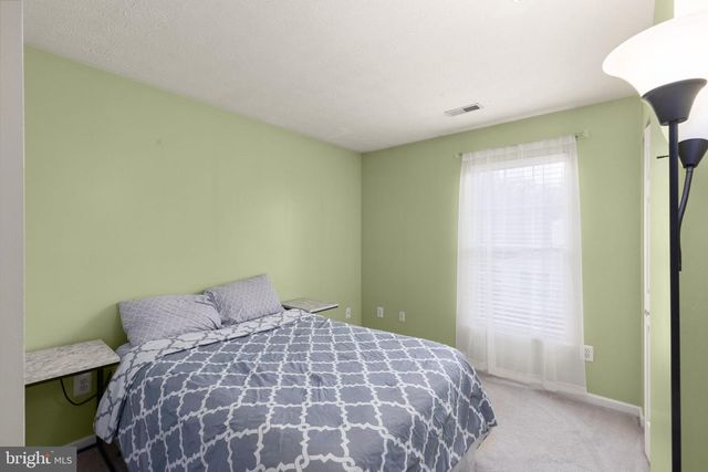 5136 WINDERMERE CIR, Baltimore, MD 21237