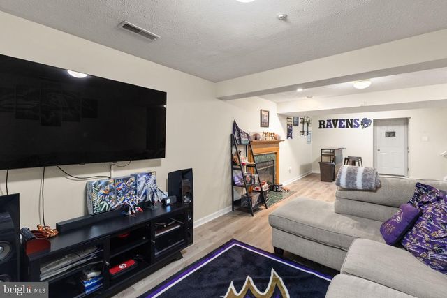 5136 WINDERMERE CIR, Baltimore, MD 21237