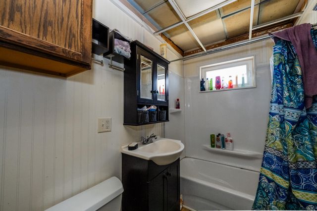 3608 Fieldtree Road, Benton Twp, MI 49022