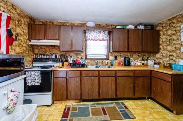 3608 Fieldtree Road, Benton Twp, MI 49022