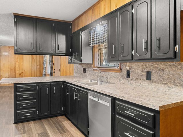 107 GILES AVE, Omaha, TX 75571