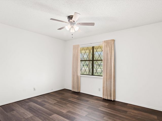 107 GILES AVE, Omaha, TX 75571