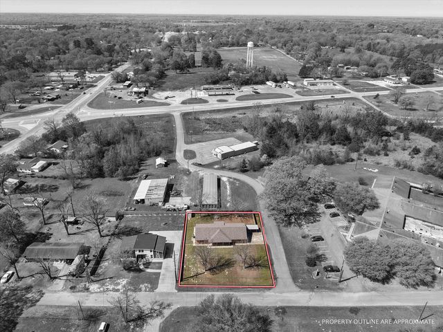 107 GILES AVE, Omaha, TX 75571