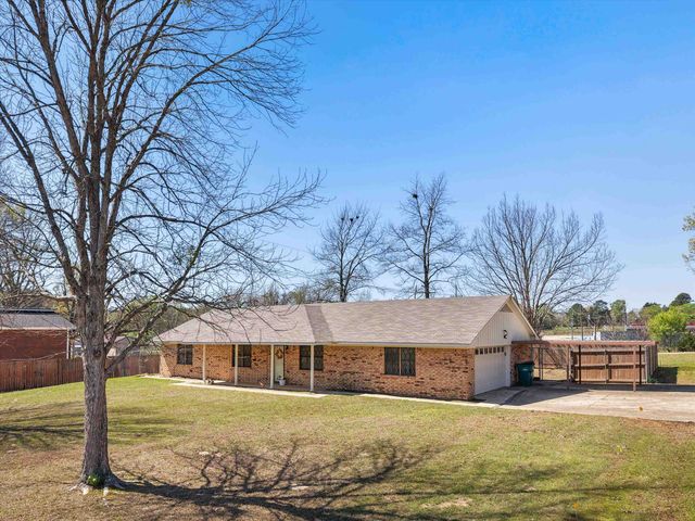 107 GILES AVE, Omaha, TX 75571