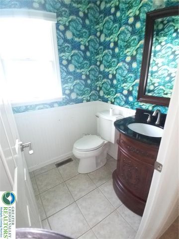 1560 Deer Path Road, Easton, PA 18040